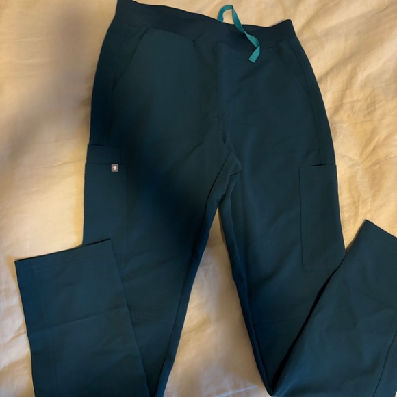 Figs men scrub pants in Caribbean blue - Picture 2 of 3